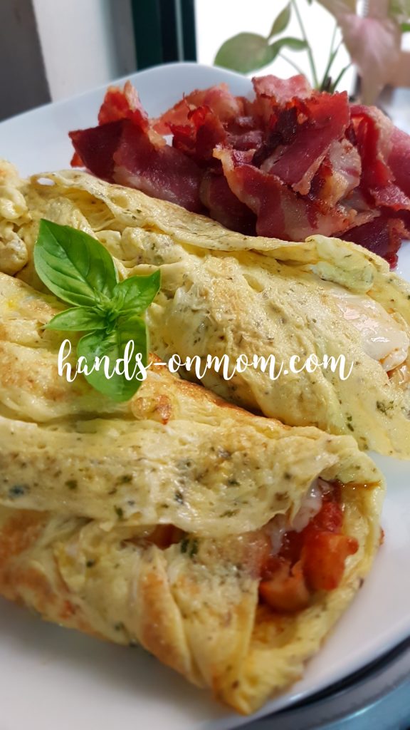 pesto omelette for breakfast