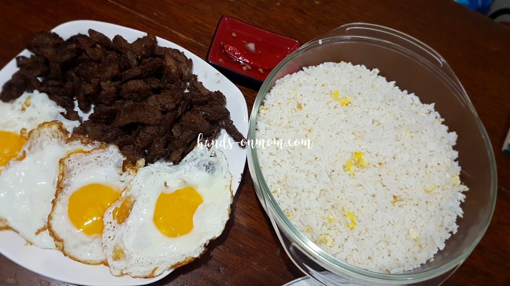 tapa sinangag itlog with vinegar for breakfast